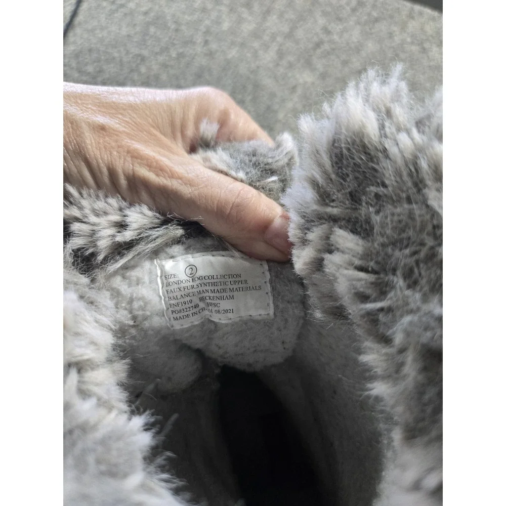 London Fog Quilted Taupe Winter Boots Size 2 (KIDS 8-10)